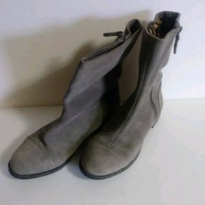 Michelle D Girl Women Boots Size 6.5 Gray Suede